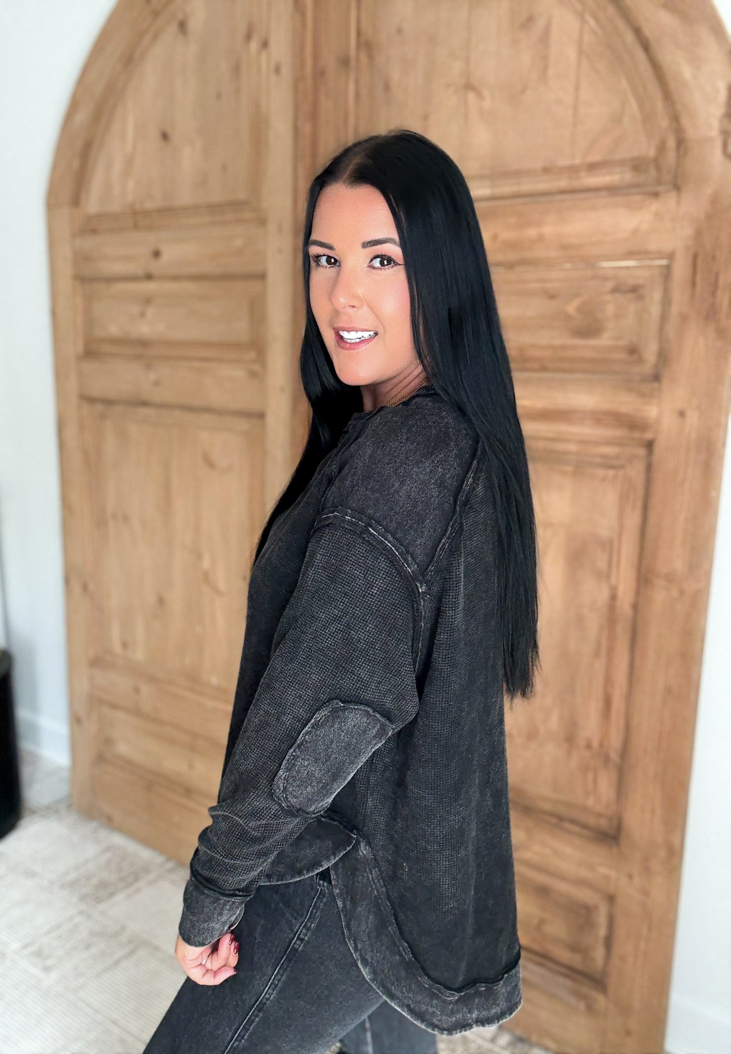 MINERAL WASHED ELBOW PATCHED CONTRAST TOPS- *Multiple Colors