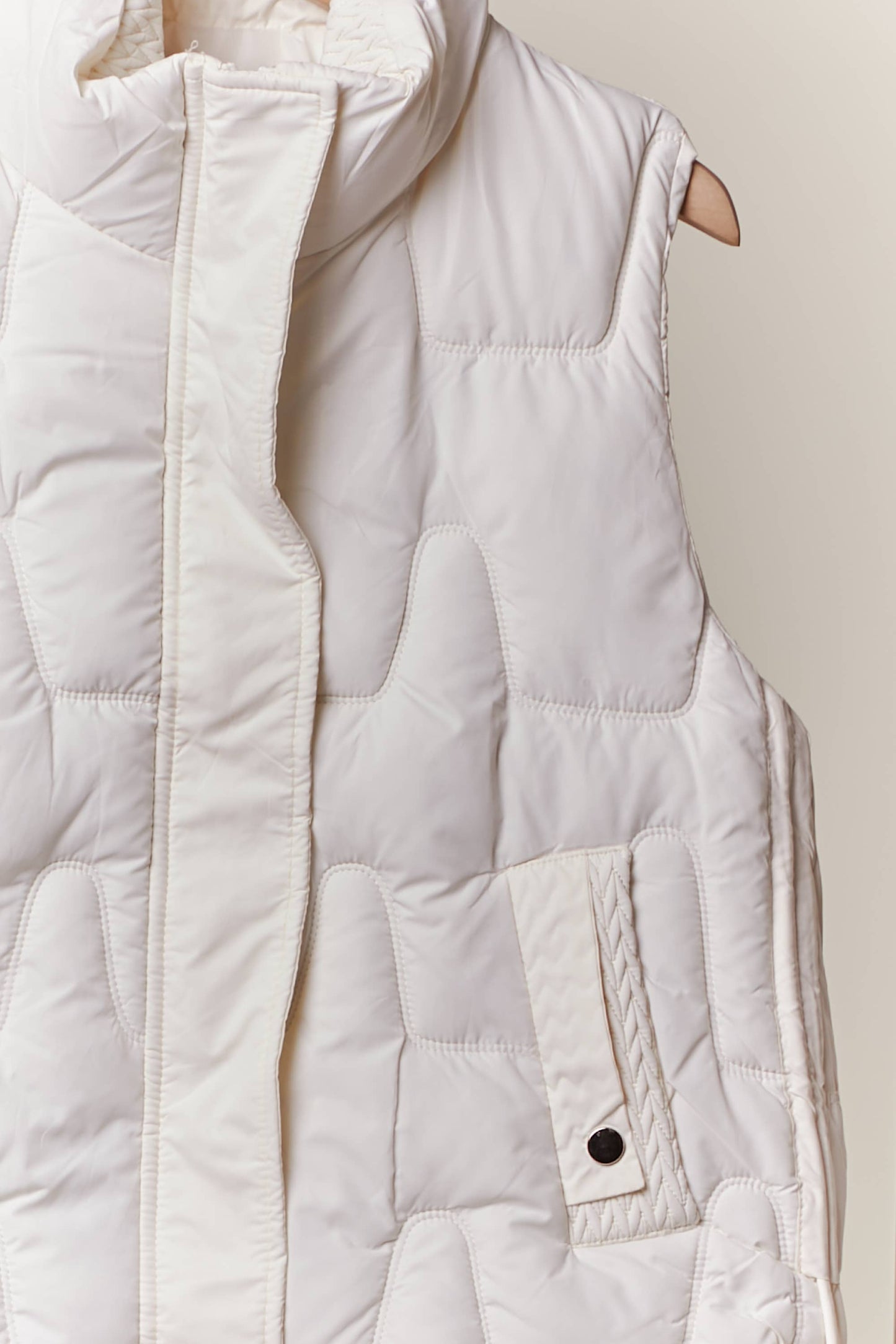 QUILTED SOFT PUFFER VEST