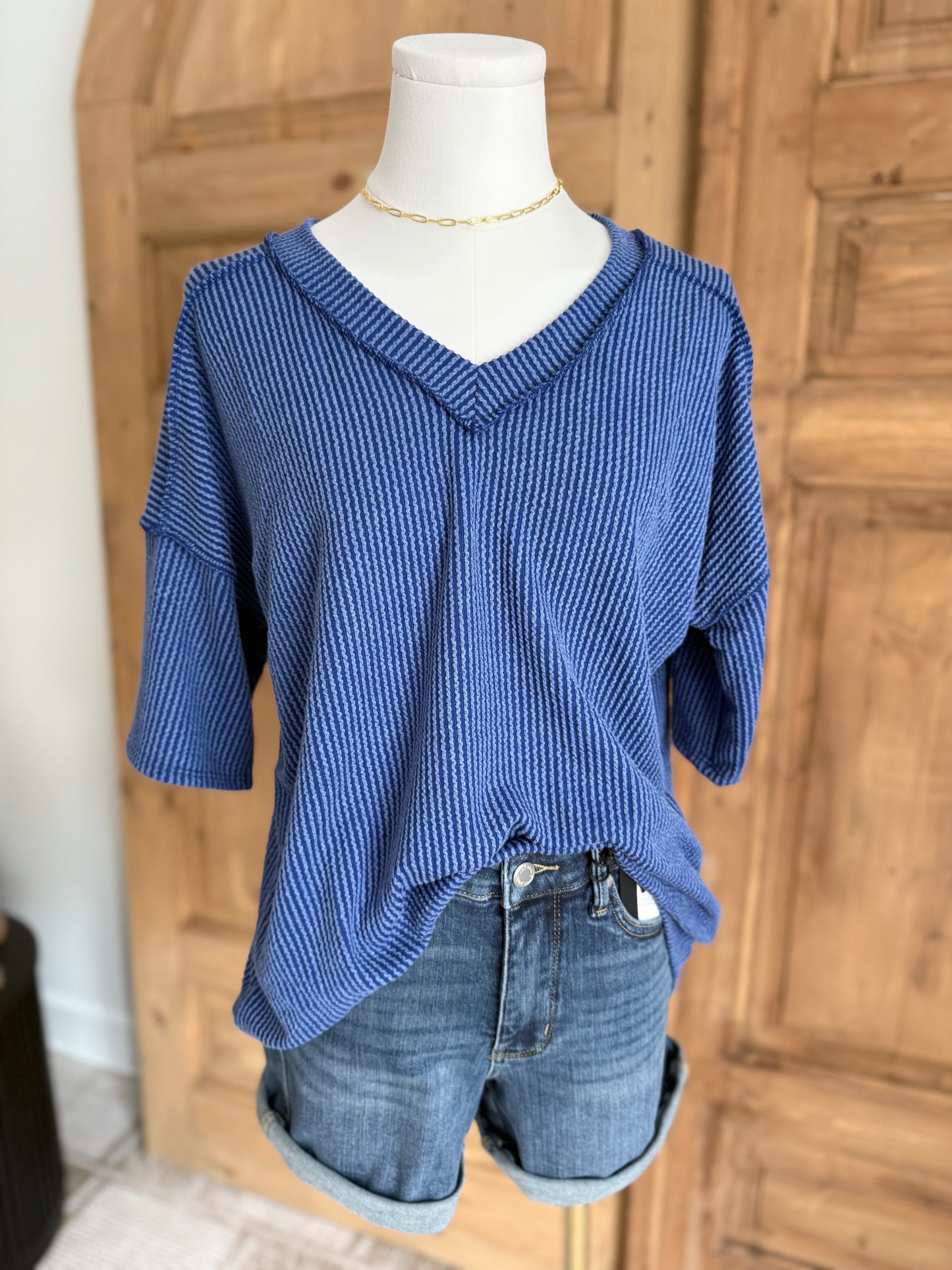 ROYAL BLUE RIBBED V-NECK KNIT TOP