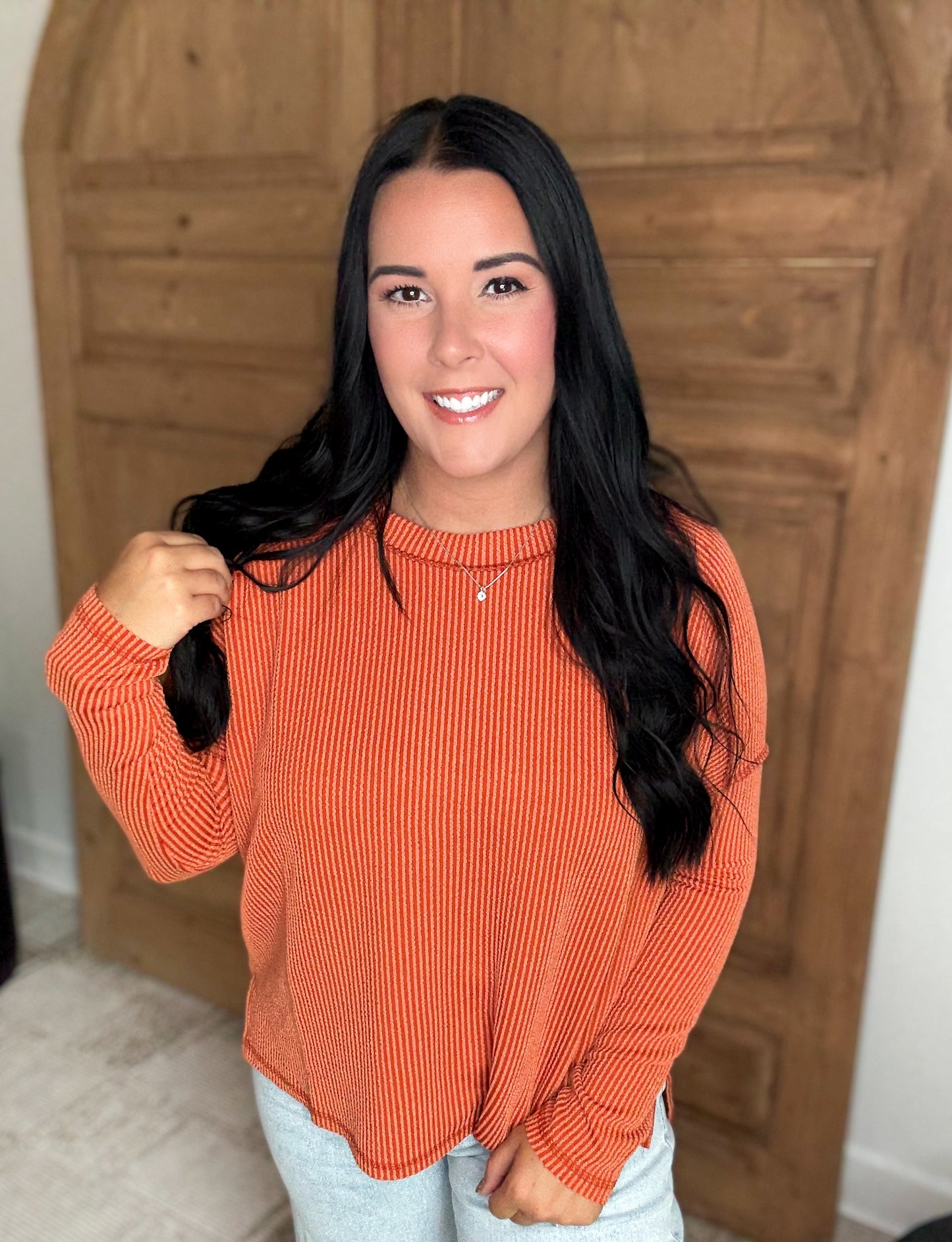 ON THE RUN RIBBED LONG SLEEVE STRETCHY TOP- Burnt Orange