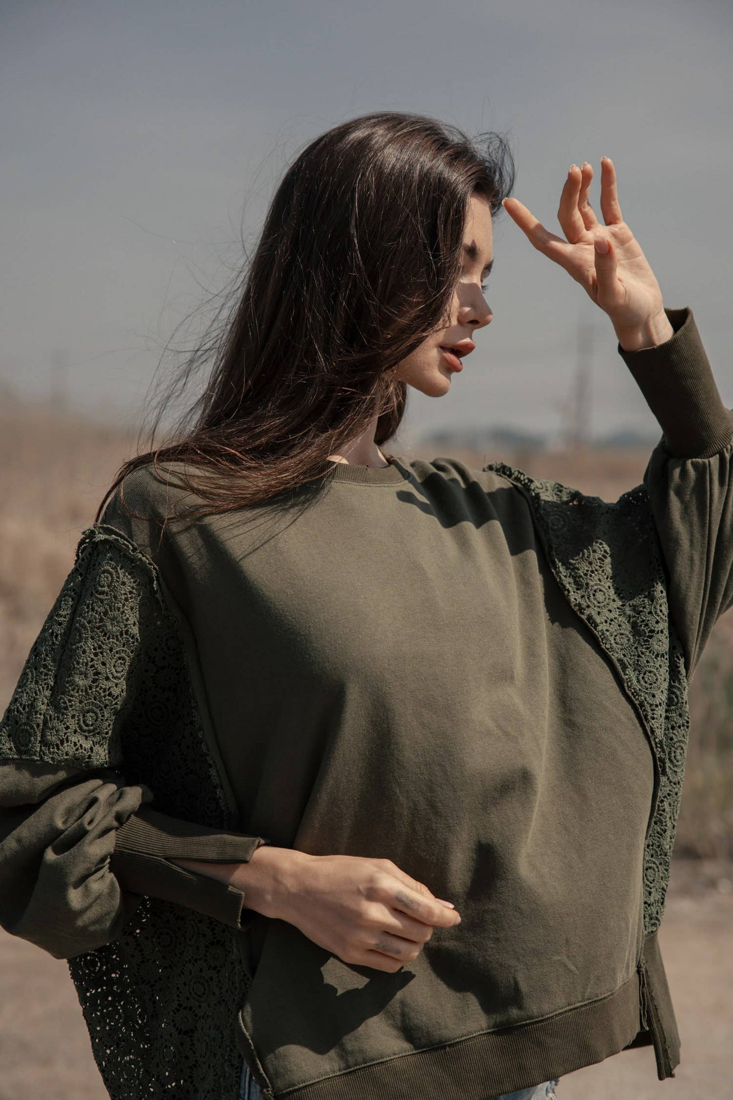 OVERSIZED REALXED FIT LACE KNIT PULLOVER TOP