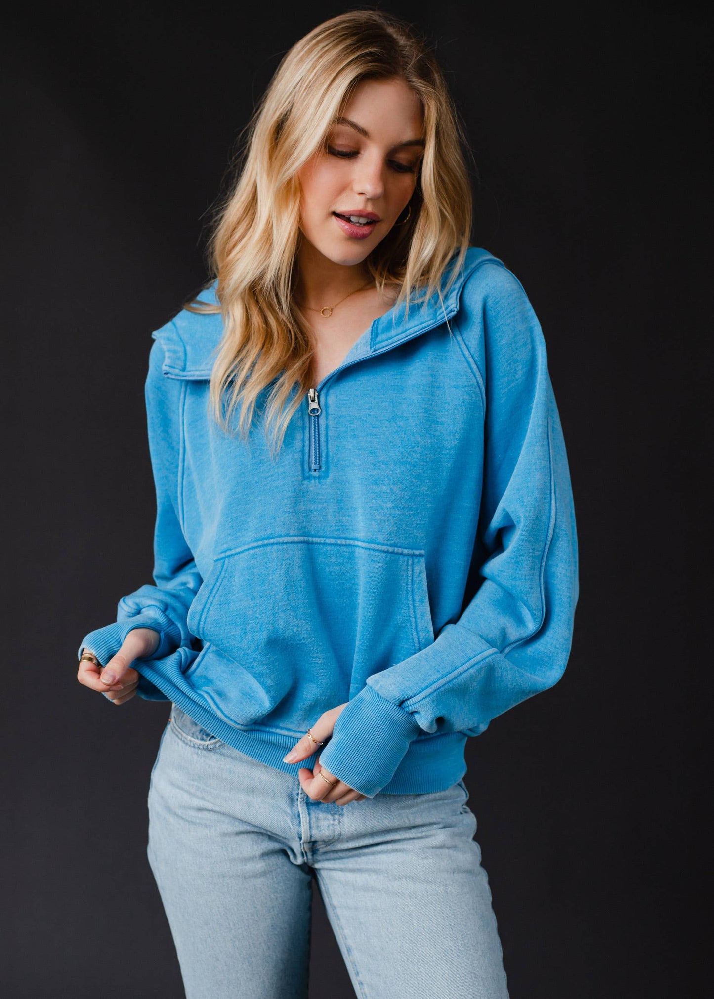 BLUE HOODED HALF-ZIP SWEATSHIRT