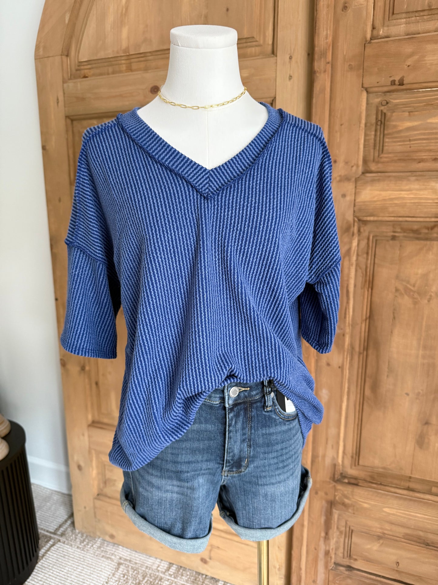 ROYAL BLUE RIBBED V-NECK KNIT TOP