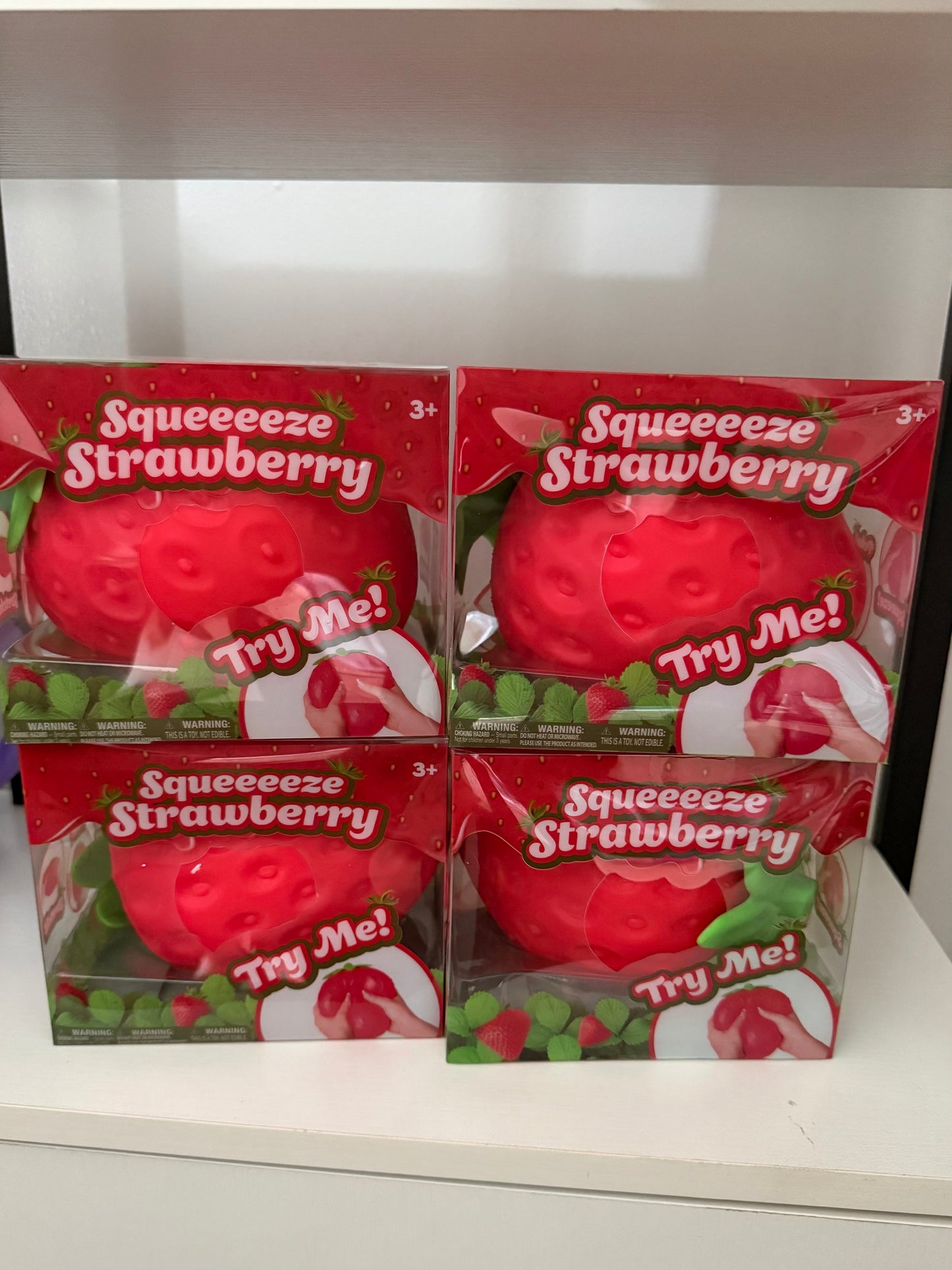 XL Squeeeeze Strawberry Squish
