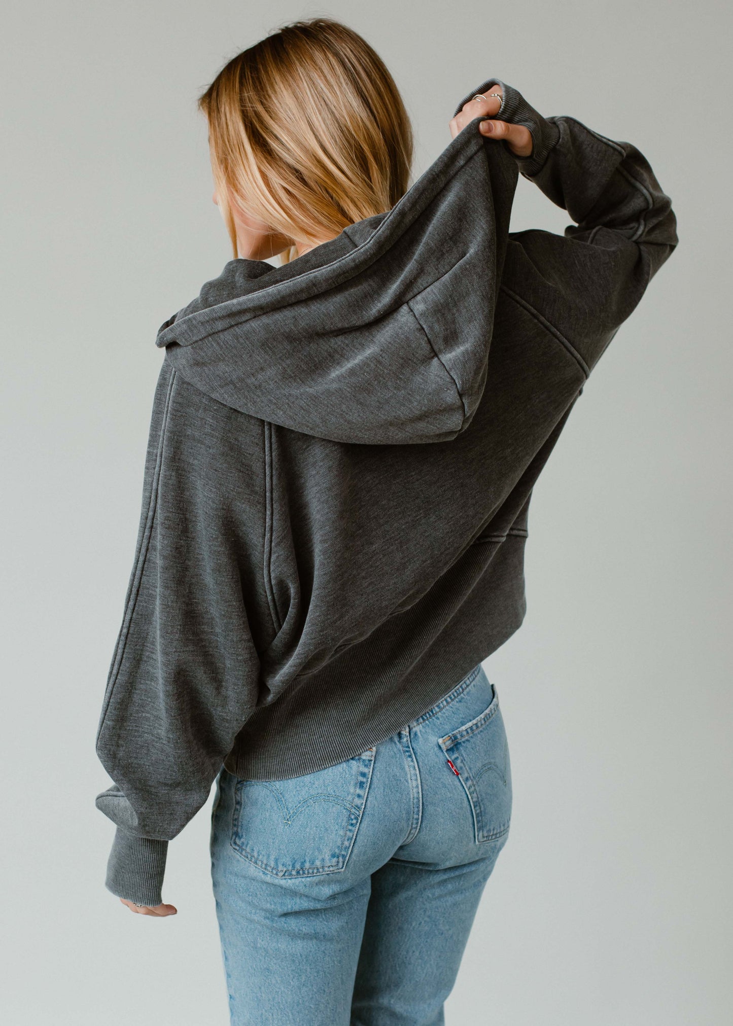 CHARCOAL HOODED HALF-ZIP SWEATSHIRT