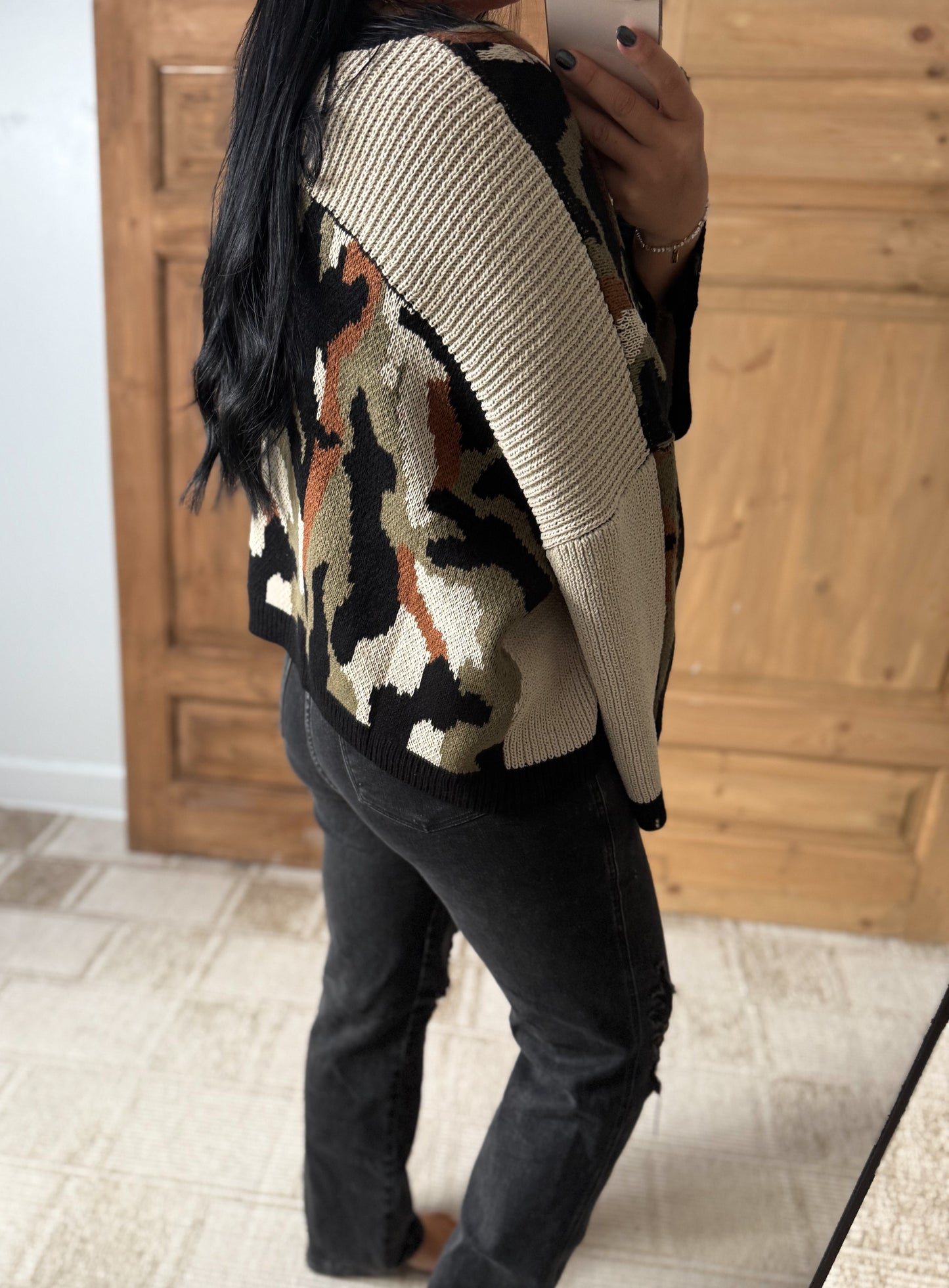 SOFT PULLOVER WITH CAMOUFLAGE DETAILS TOP