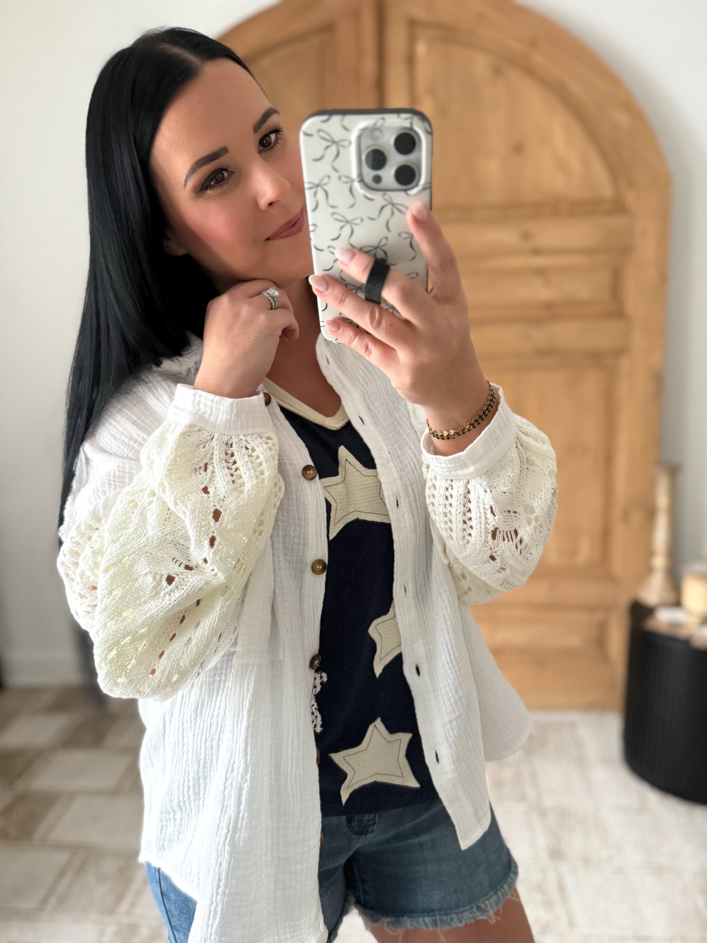 POL: GAUZE BUTTON DOWN SHACKET WITH SWEATER SLEEVE DETAIL- OFF WHITE