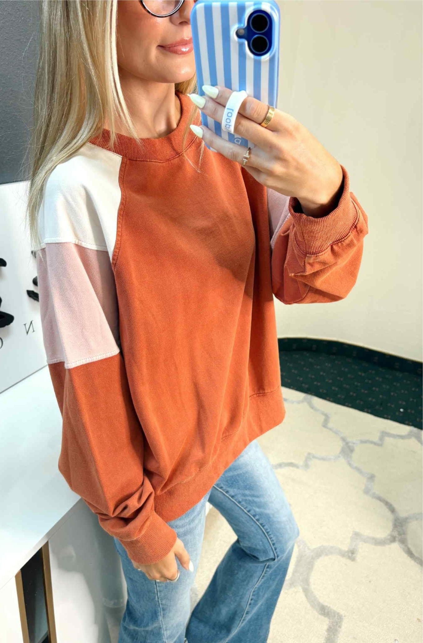 RUSTY COLORBLOCK PULLOVER CREWNECK
