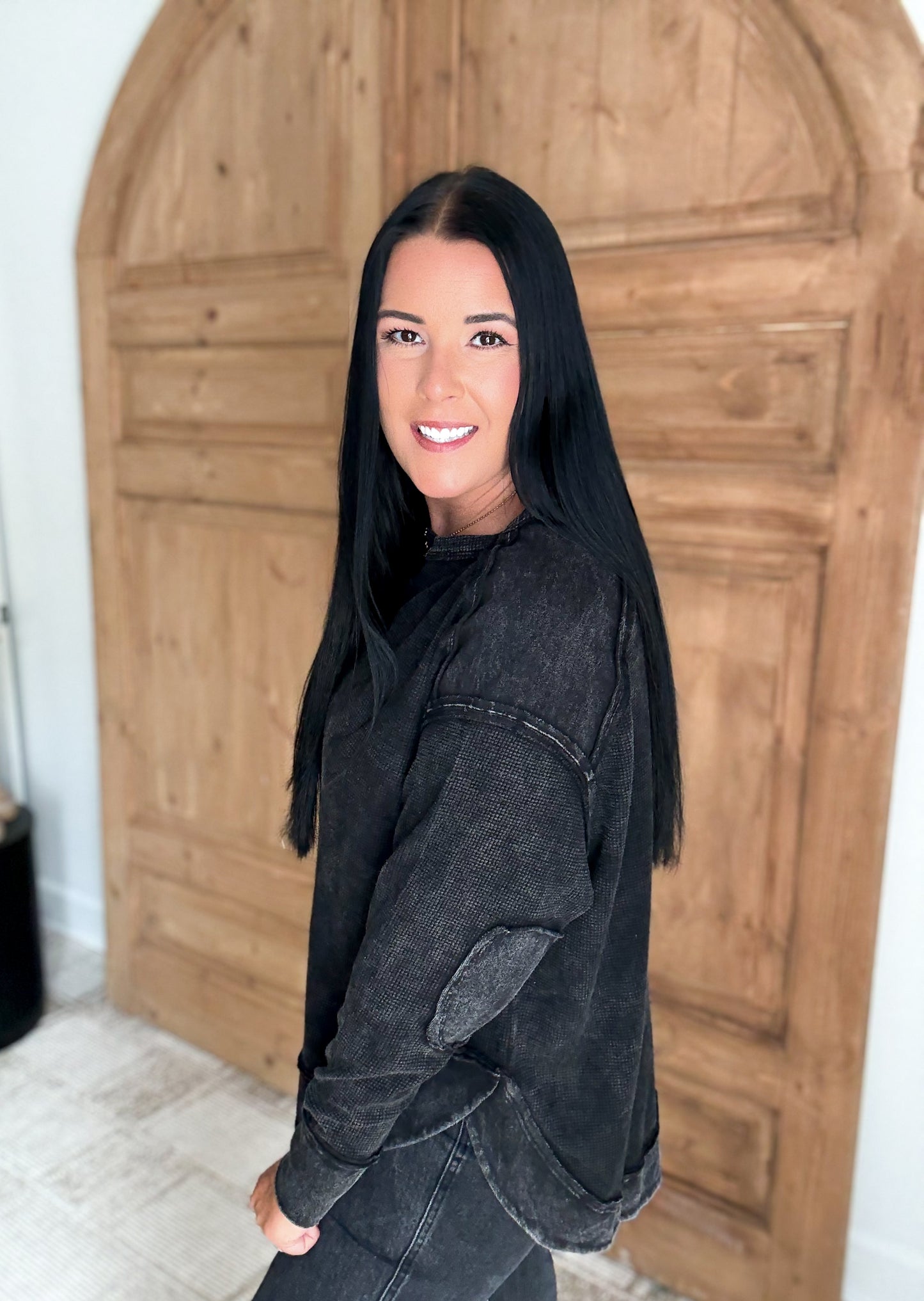 MINERAL WASHED ELBOW PATCHED CONTRAST TOPS- *Multiple Colors