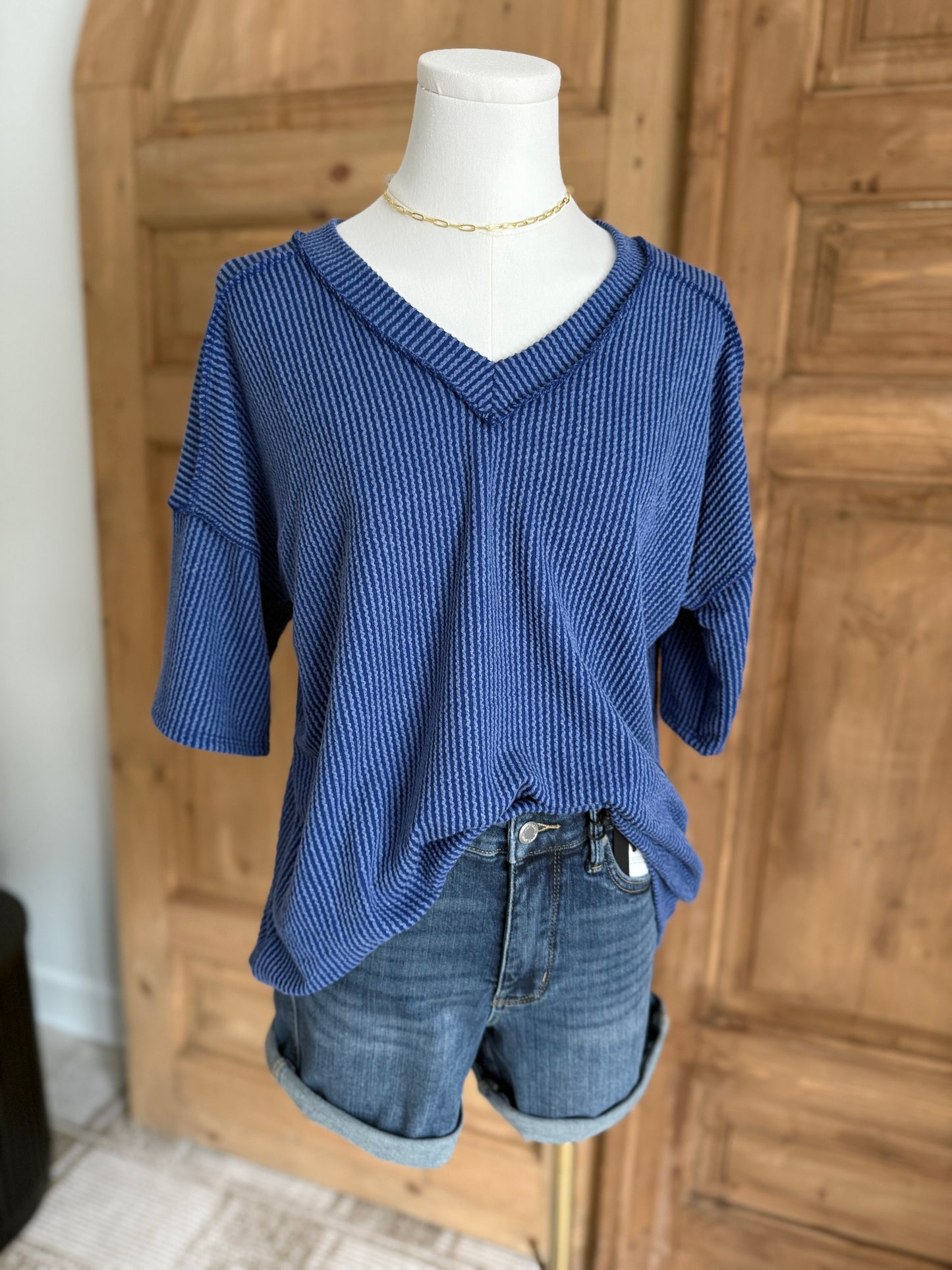 ROYAL BLUE RIBBED V-NECK KNIT TOP