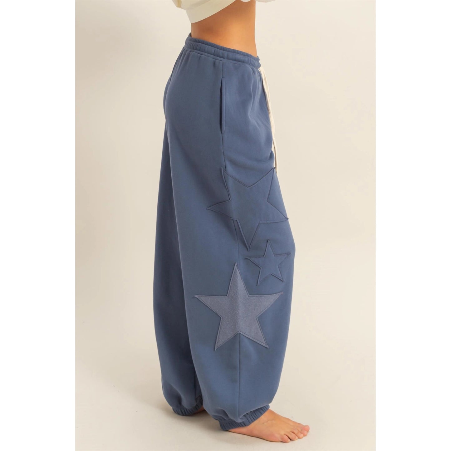 STAR PATCH CREWNECK SWEATSHIRT & PANTS *Sold Separately