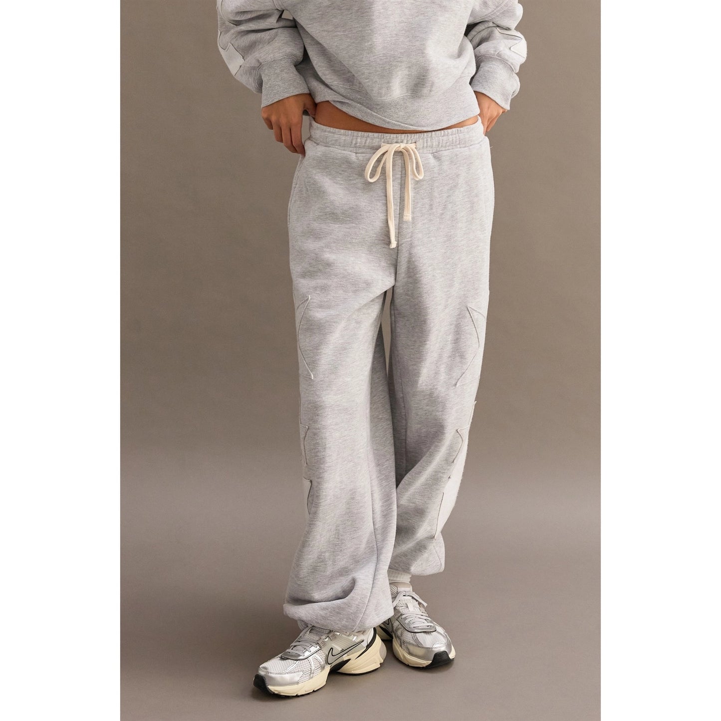 STAR PATCH CREWNECK SWEATSHIRT & PANTS *Sold Separately