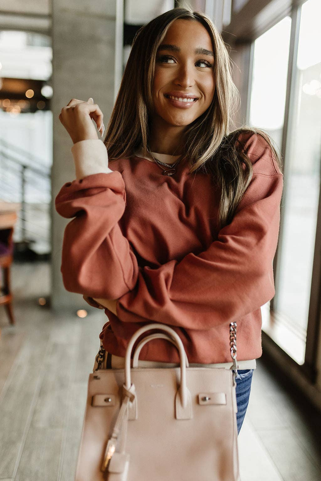 OVERSIZED ROUND NECK UNIVERSITY PULLOVER
