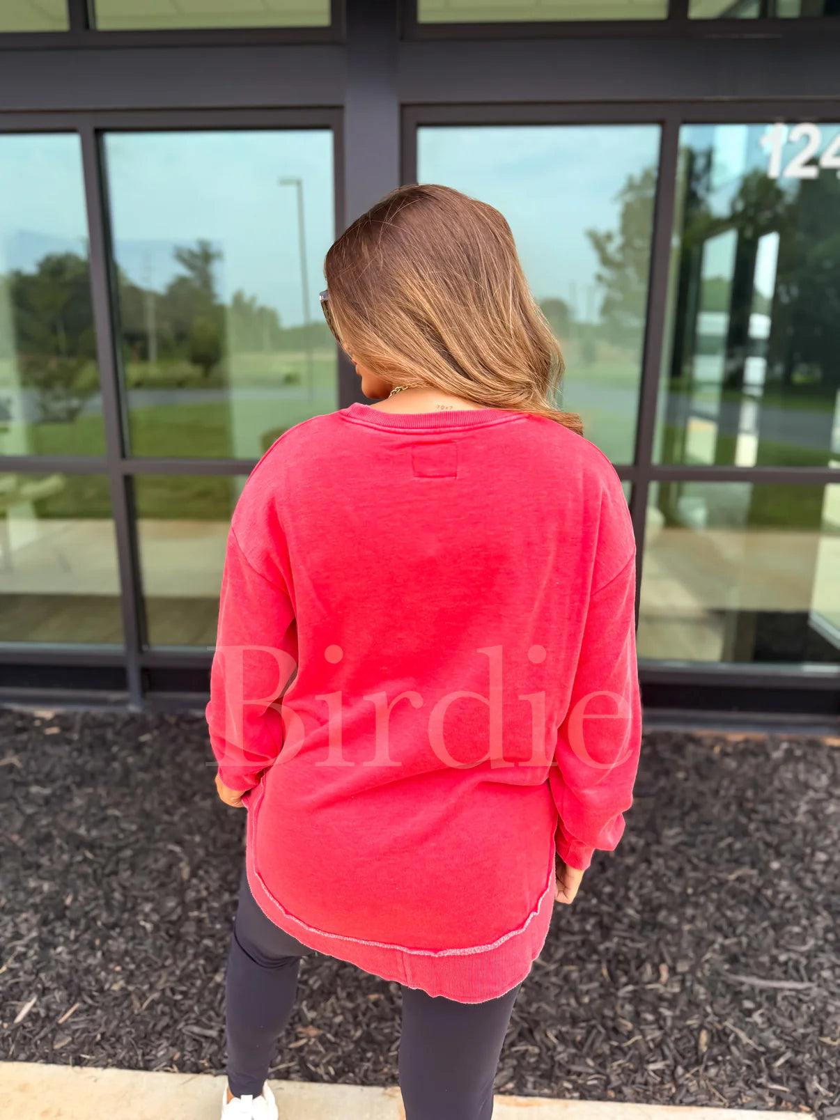 BIRDIE PREORDER Red Ash Wash Round Hem Pullover