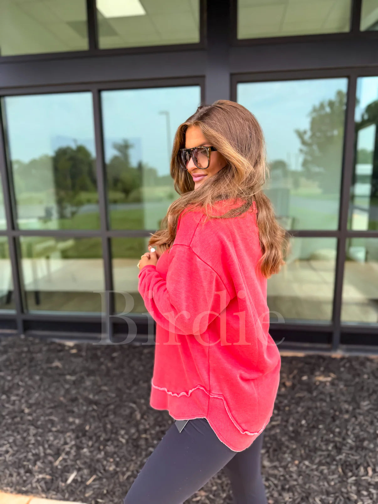 BIRDIE PREORDER Red Ash Wash Round Hem Pullover