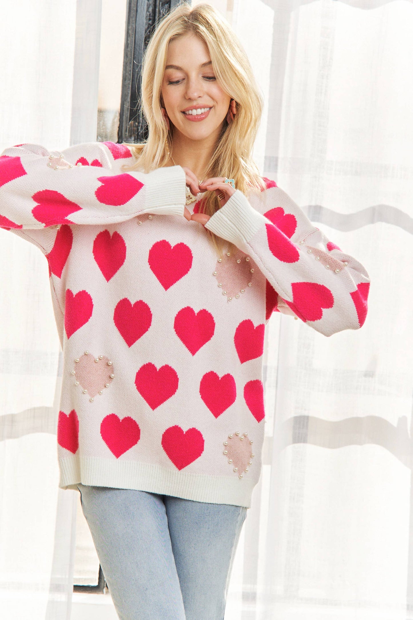 PEARL ACCENT HEART SWEATER