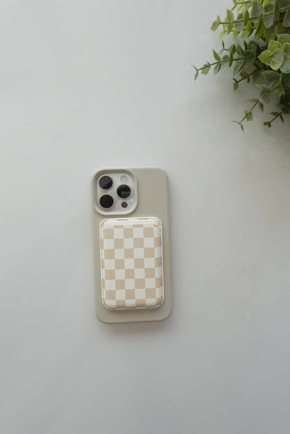 PATTERNED MAGNET PHONE WALLET