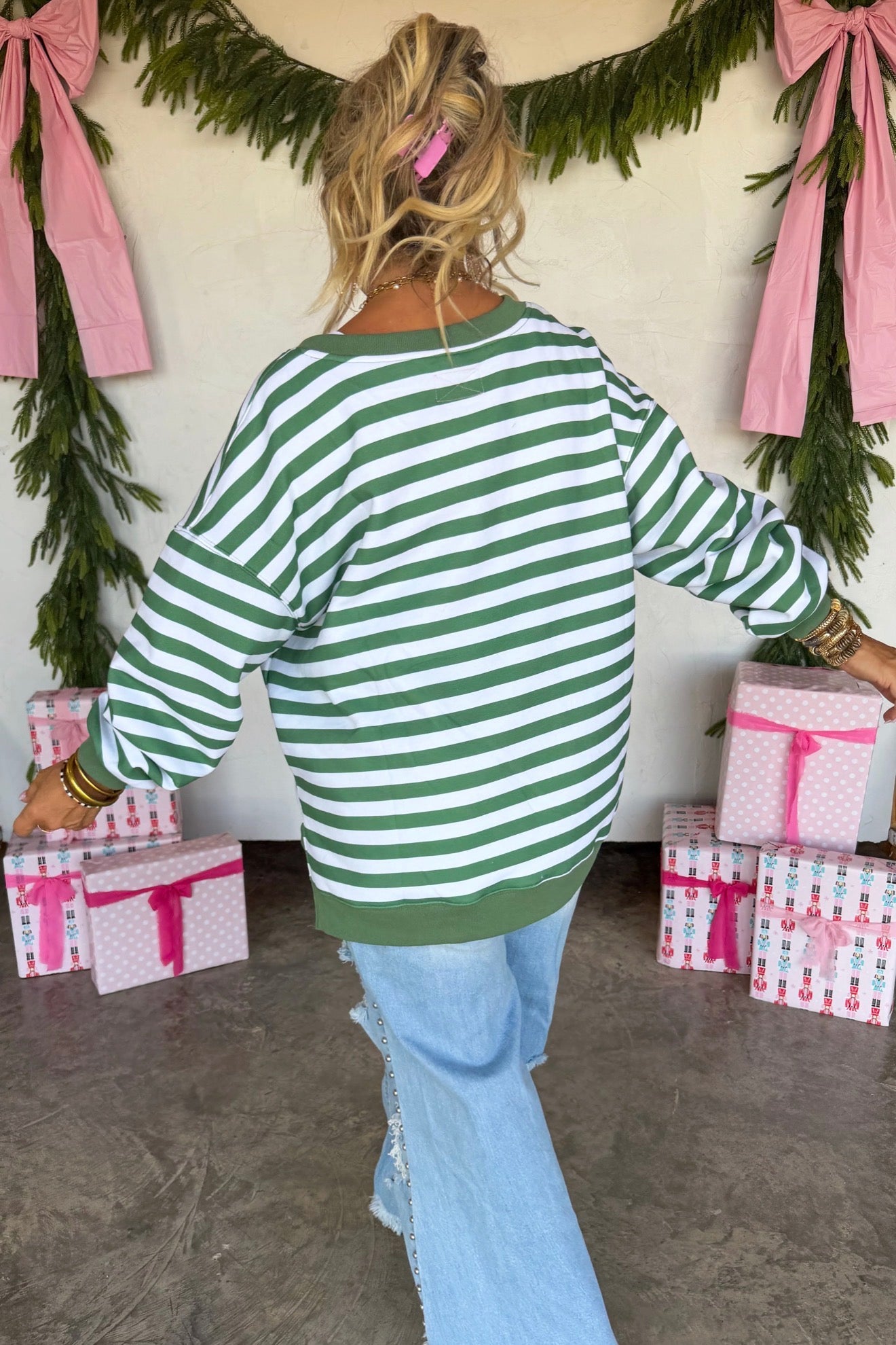 PREORDER- JOLLY & MERRY OVERSIZED PULLOVER (Green & White)