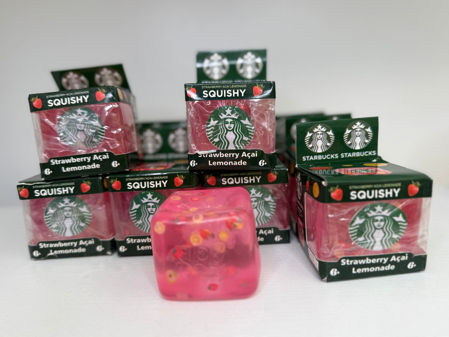 Strawberry Açaí Lemonade Cube *In Stock