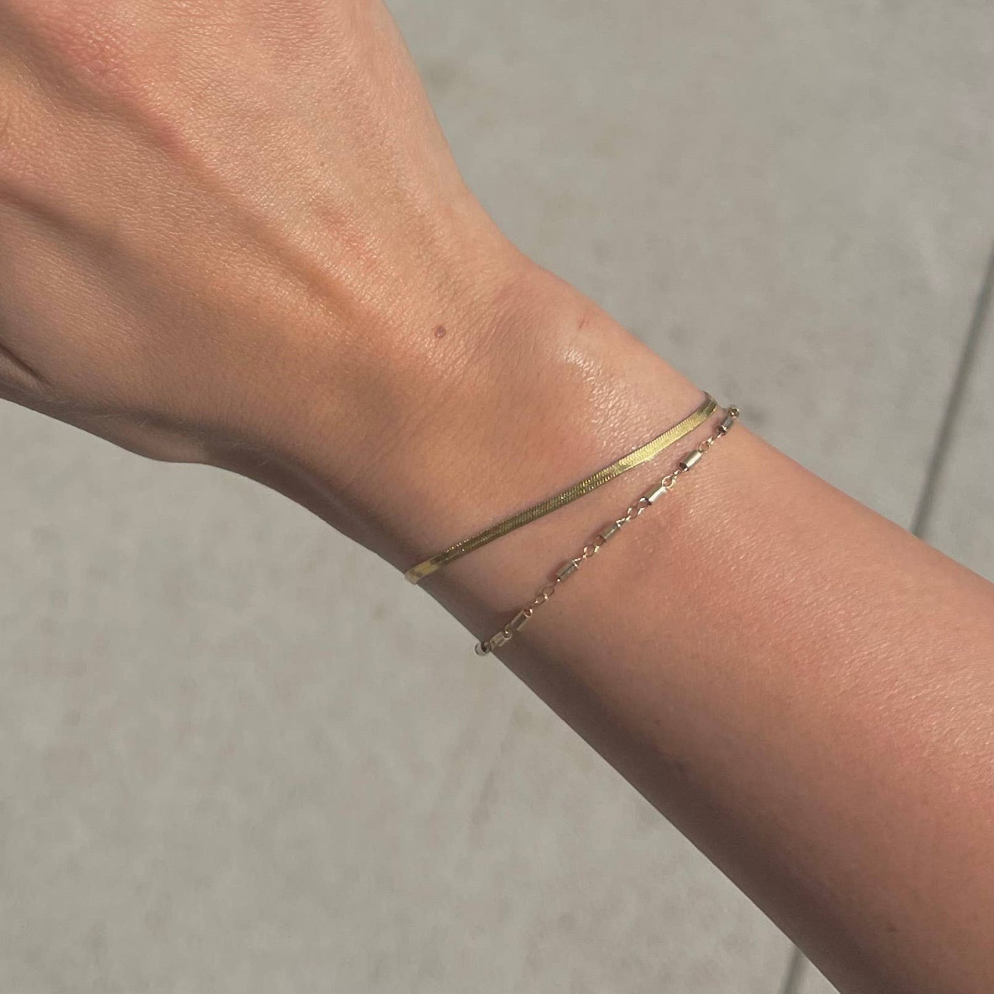 MICRO GOLD HERRINGBONE BRACELET