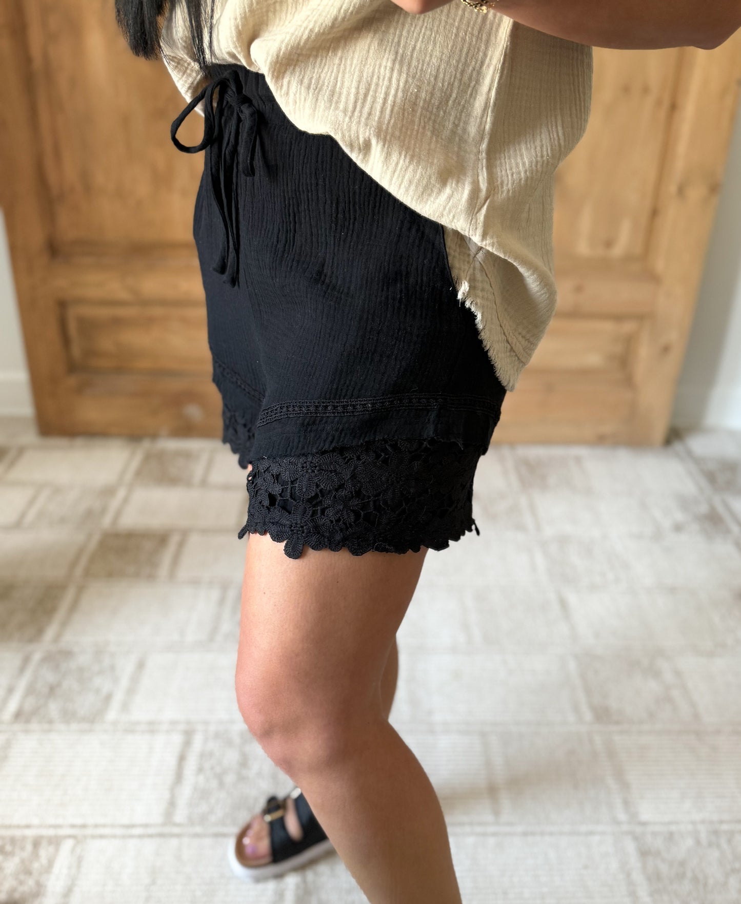 VERY J Lace Contrast Detail Woven Shorts