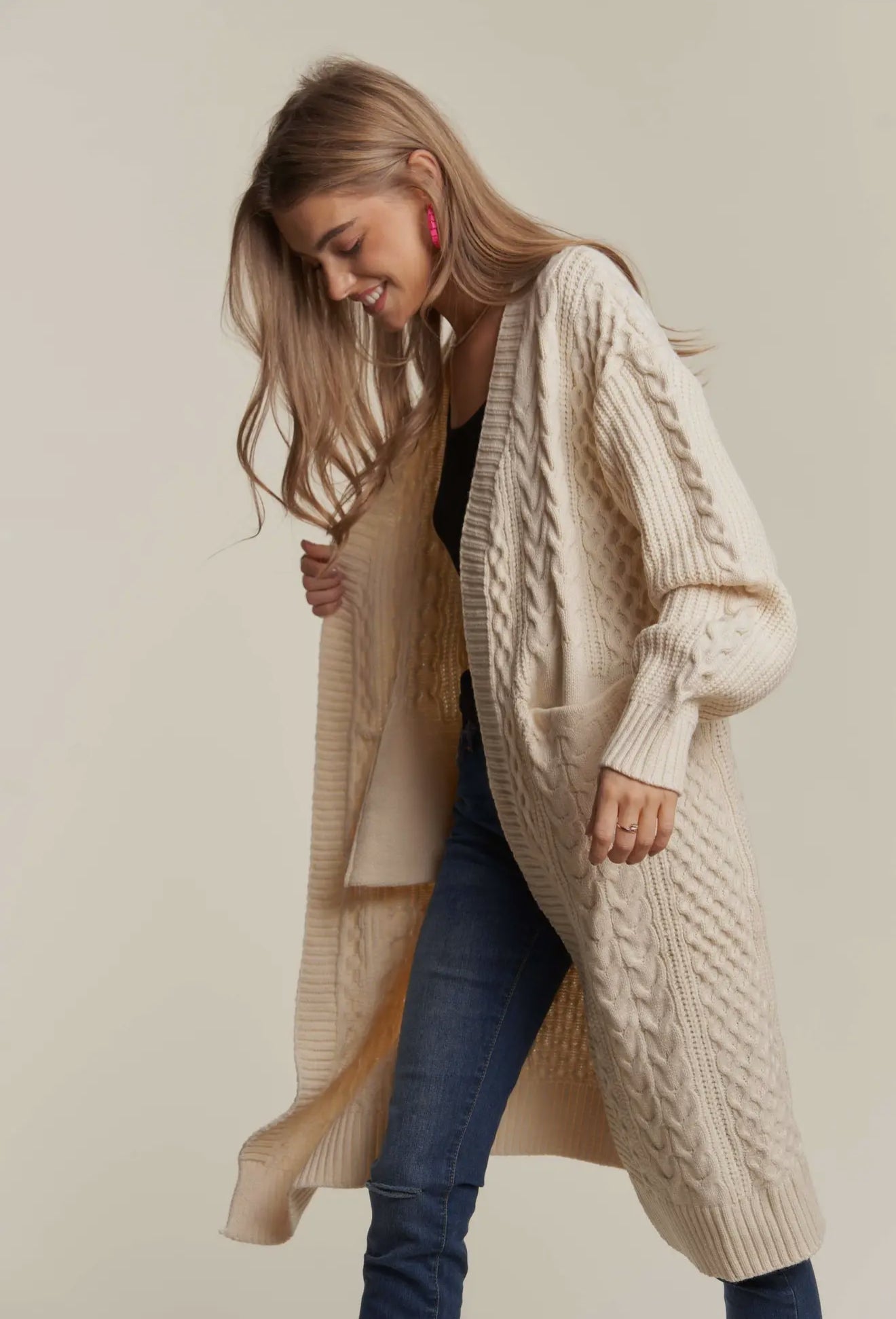 CABLE KNIT CARDIGAN