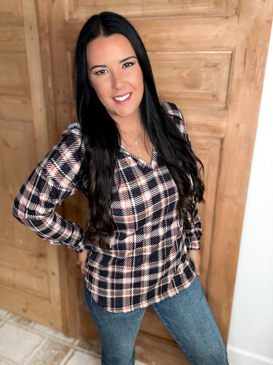 *DOORBUSTER PLAID BRUSHED HOODED TOP