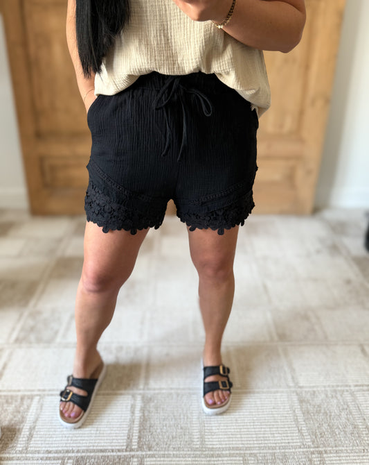 VERY J Lace Contrast Detail Woven Shorts