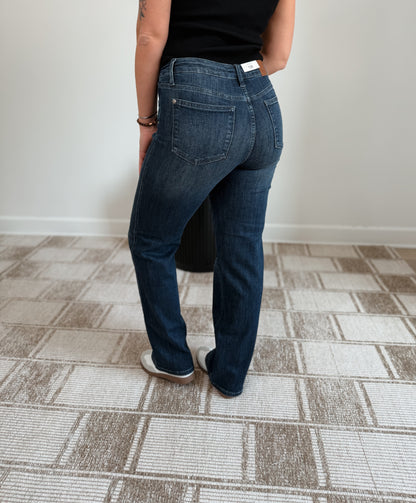 JUDY BLUE MID RISE TUMMY CONTROL CLASSIC STRAIGHT LEG JEANS