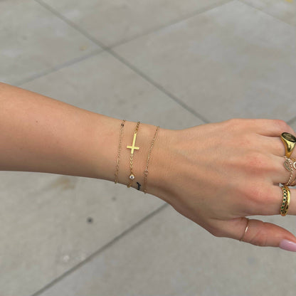 MARTHA GOLDEN CROSS BRACELET