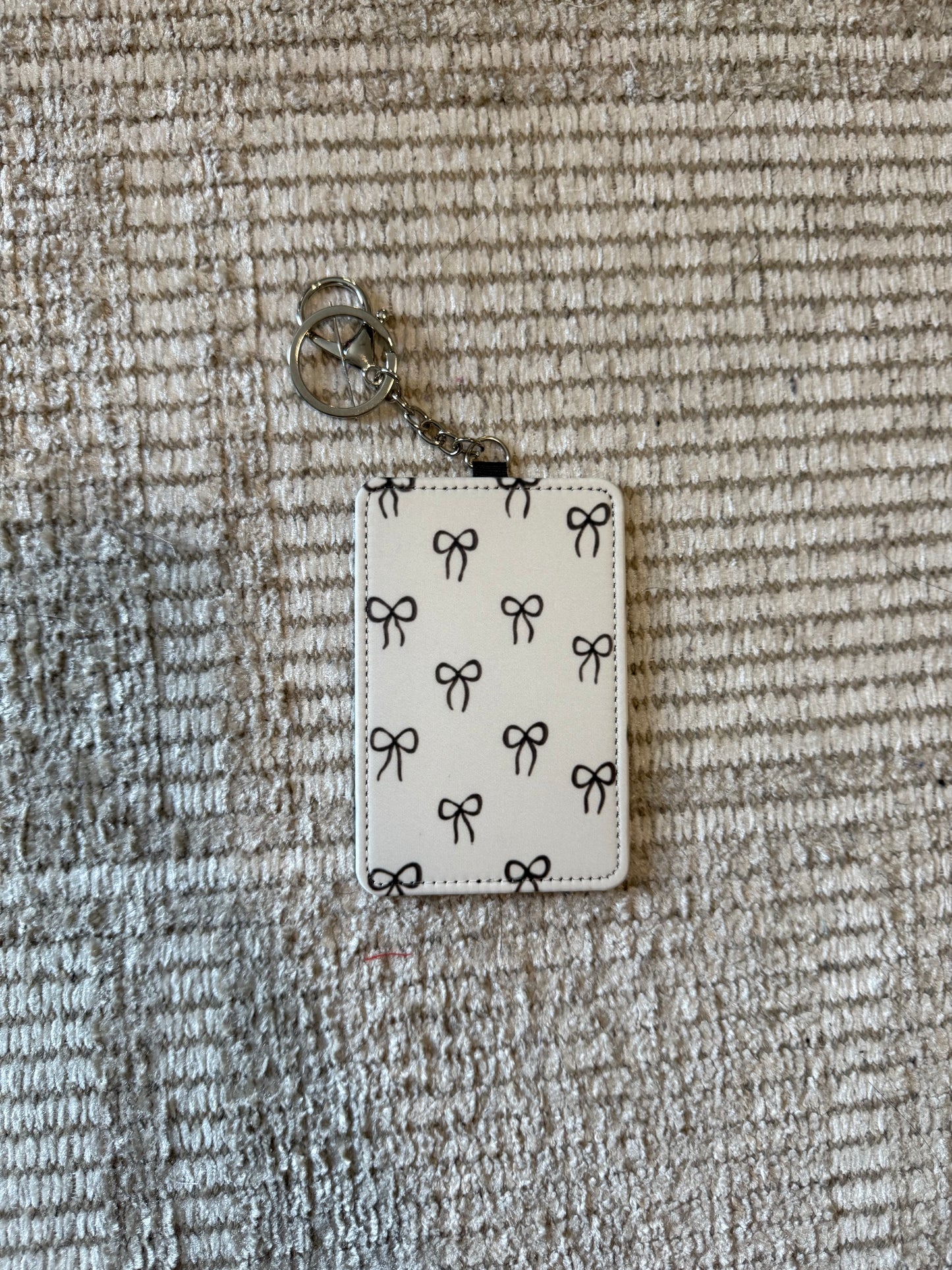 PATTERNED KEYCHAIN CARD HOLDER