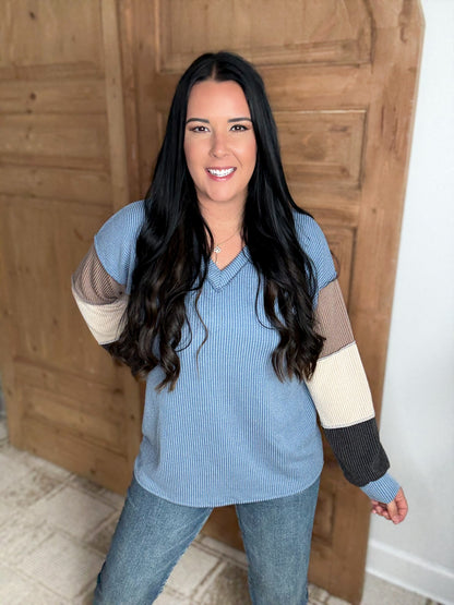 *DOORBUSTER RIBBED COLOR BLOCK SLEEVE TOP- BLUE