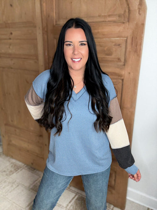 *DOORBUSTER RIBBED COLOR BLOCK SLEEVE TOP- BLUE