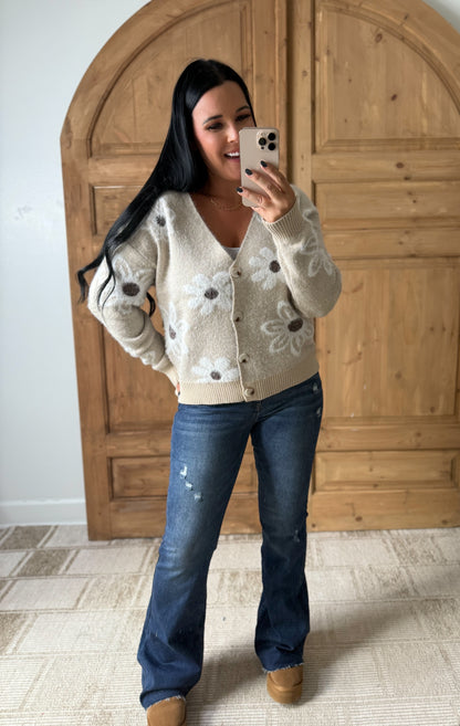 FLORAL PATTERNED SOFT CARDIGAN