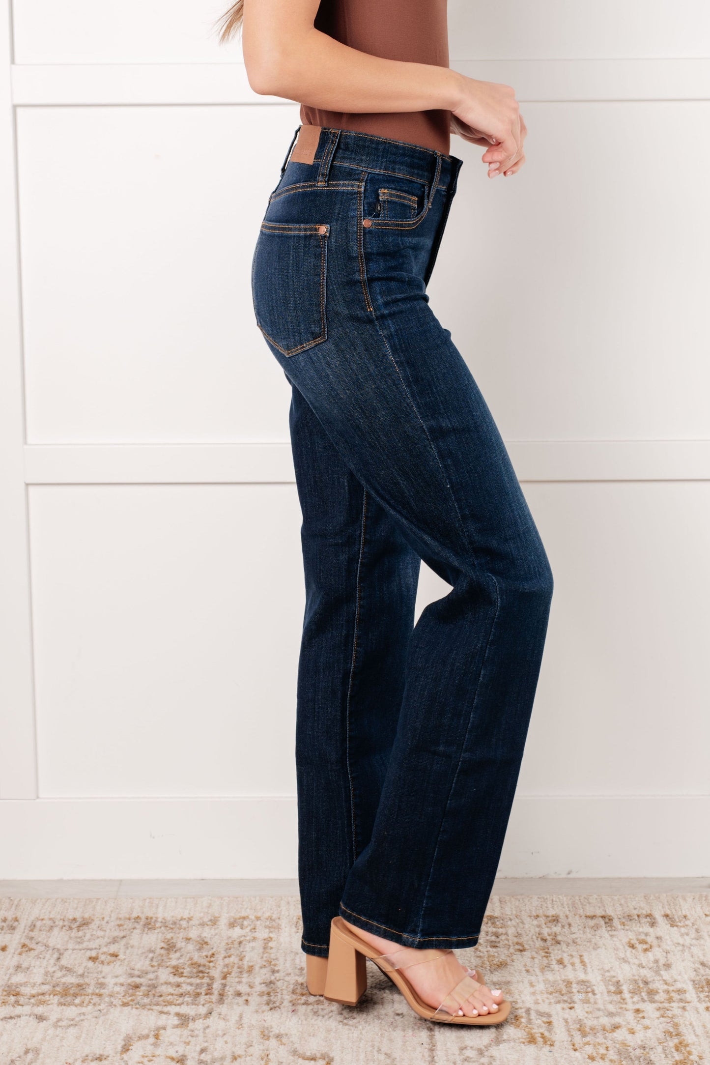 ONLINE EXCLUSIVE ALAINA HIGH RISE CLASSIC STRAIGHT JEANS