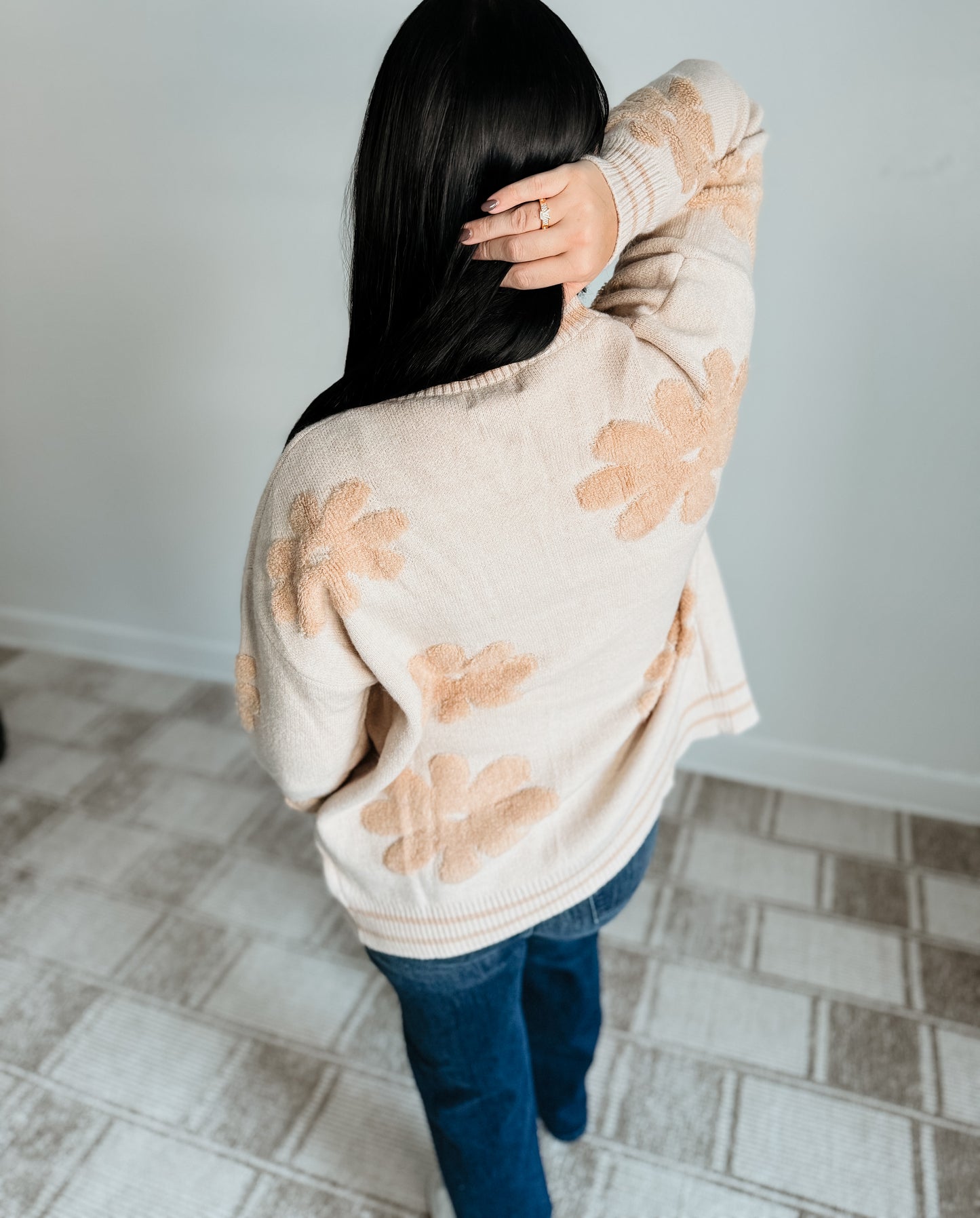 NEUTRAL FLORAL CARDIGAN