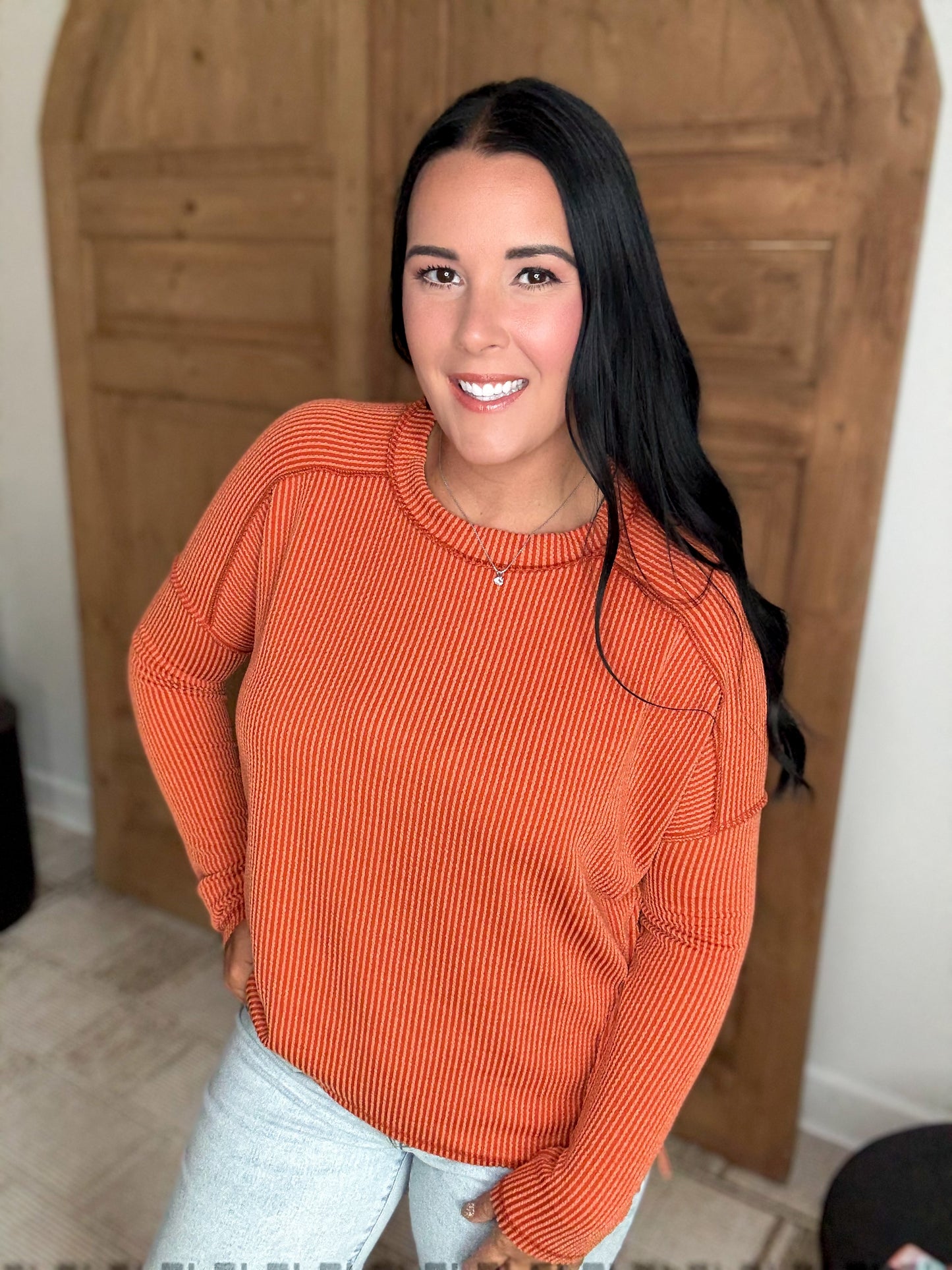 ON THE RUN RIBBED LONG SLEEVE STRETCHY TOP- Burnt Orange