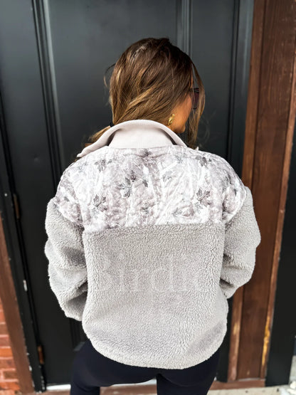 BIRDIE Wilderness Sherpa Jacket in Gray