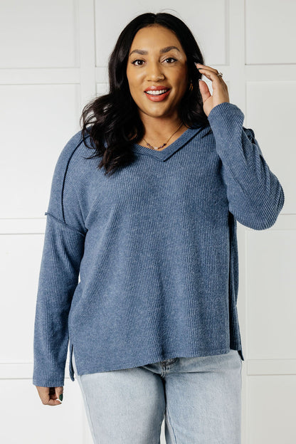 ONLINE EXCLUSIVE BASICALLY FREEZING BRUSHED HACCI TOP IN DUSTY BLUE