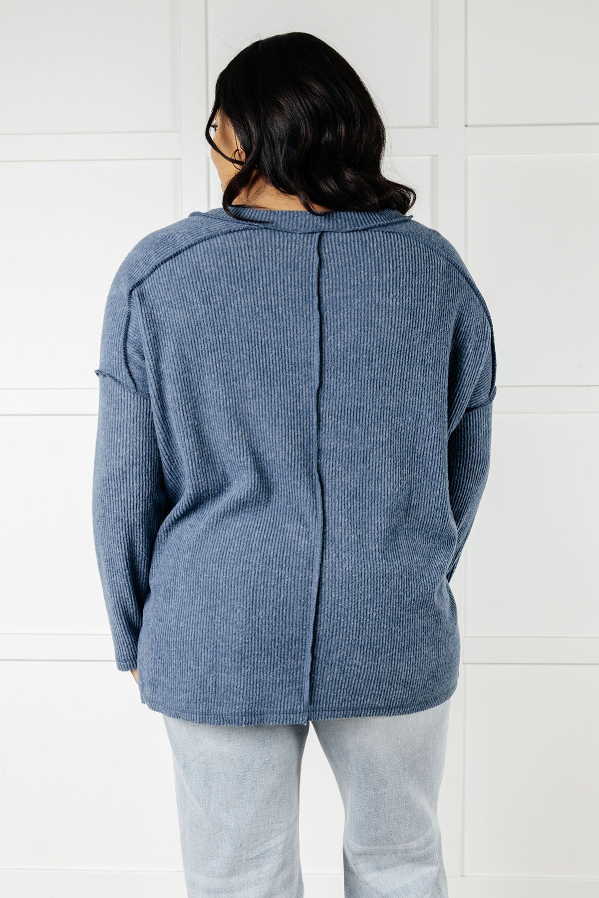 ONLINE EXCLUSIVE BASICALLY FREEZING BRUSHED HACCI TOP IN DUSTY BLUE