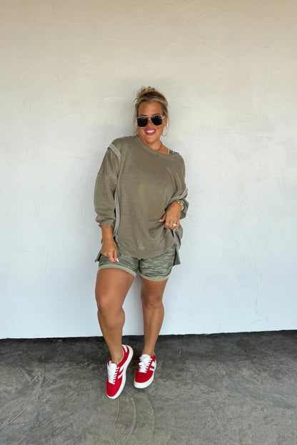 COLORS CLASSIC CREW PULLOVER* More Colors