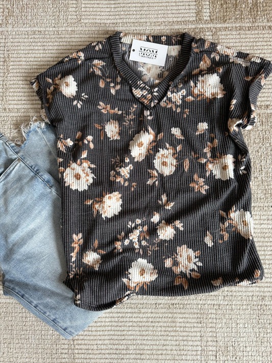 ALL YOU NEED NEUTRAL FLORAL RIBBED TOP