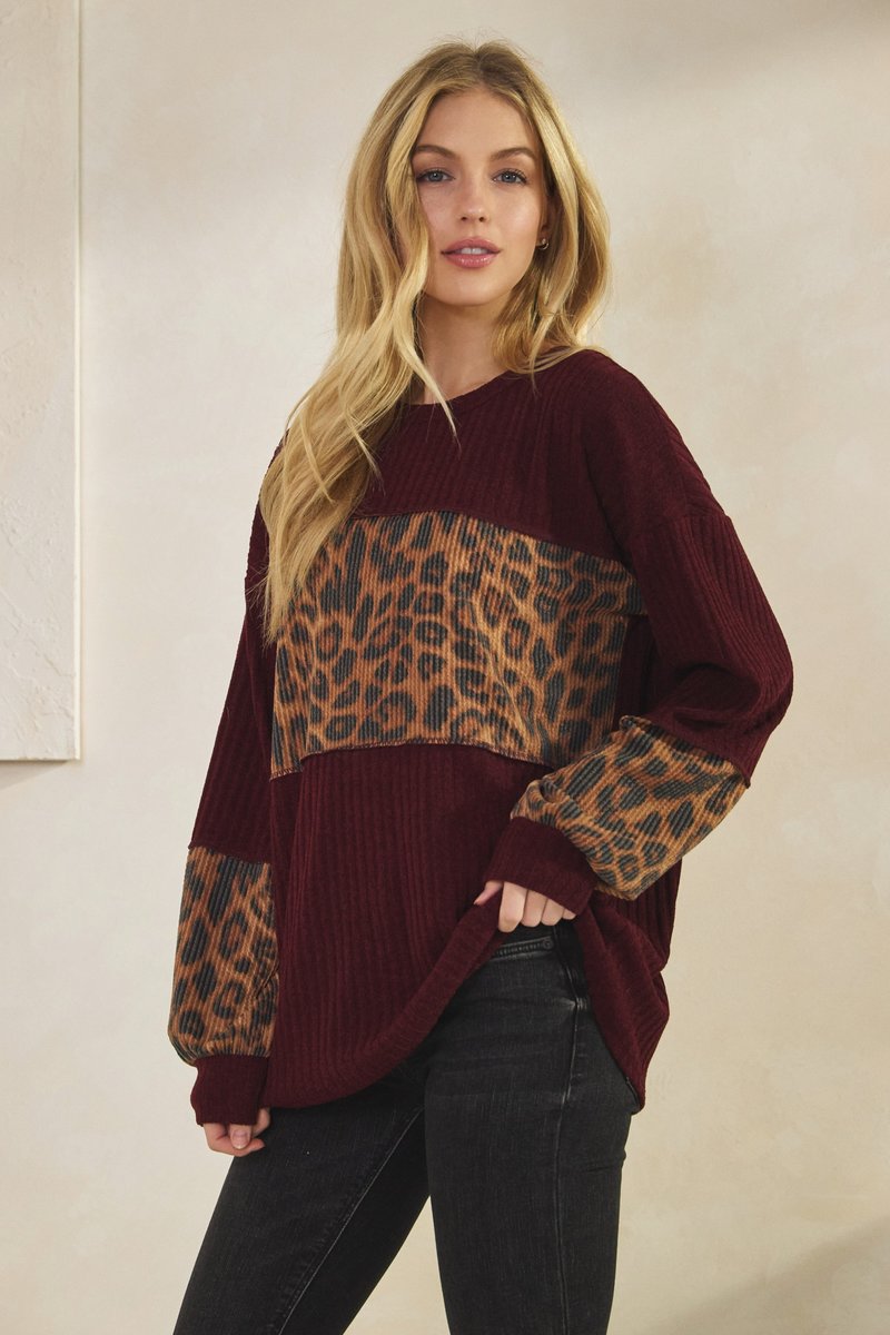LEOPARD RIBBED RELAXED FIT TOP