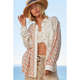 POL FLORAL LACE CONTRAST SHIRT
