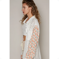 POL FLORAL LACE CONTRAST SHIRT