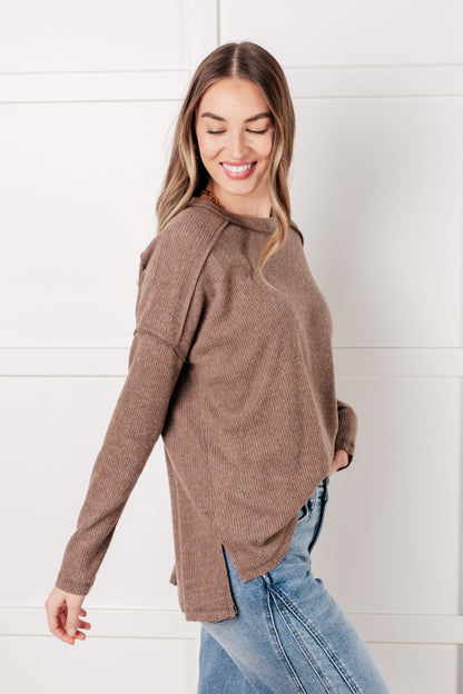 ONLINE EXCLUSIVE RIBBED HACCI SWEATER IN MOCHA