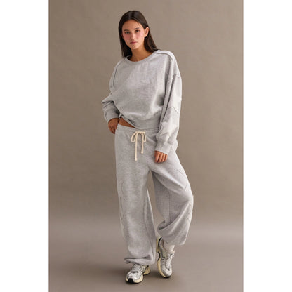 STAR PATCH CREWNECK SWEATSHIRT & PANTS *Sold Separately