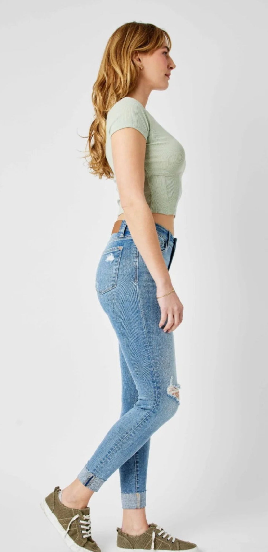 JUDY BLUE MID RISE DESTROY & CUFF SKINNY DENIM